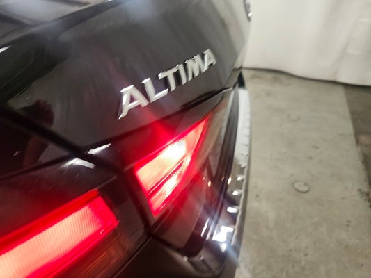 2021 Nissan Altima 2.5 SR in Louisville, KY - Neil Huffman Automotive Group